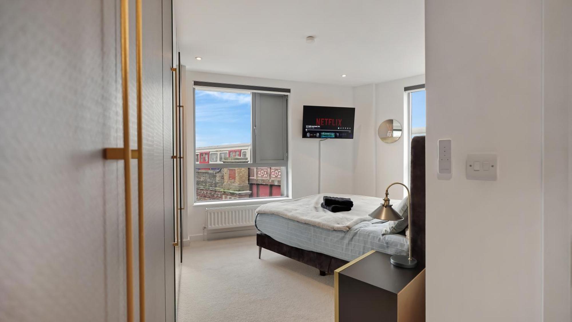 Modern And Spacious Penthouse Apartment In Putney With Free Parking Londyn Zewnętrze zdjęcie