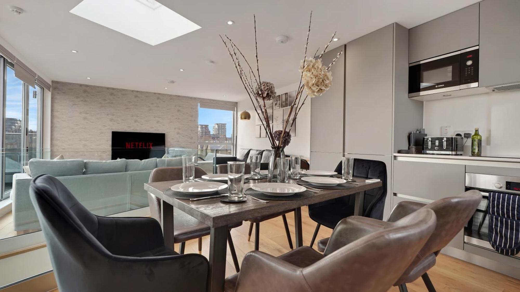 Modern And Spacious Penthouse Apartment In Putney With Free Parking Londyn Zewnętrze zdjęcie